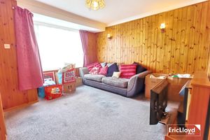 Photo 22- click for photo gallery